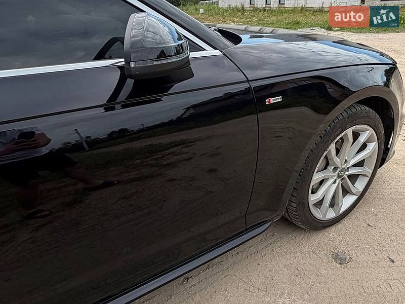 Седан Audi A4 2019 в Львове