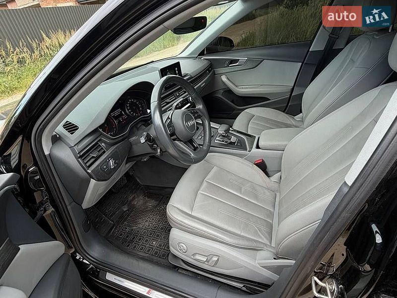 Седан Audi A4 2019 в Львове