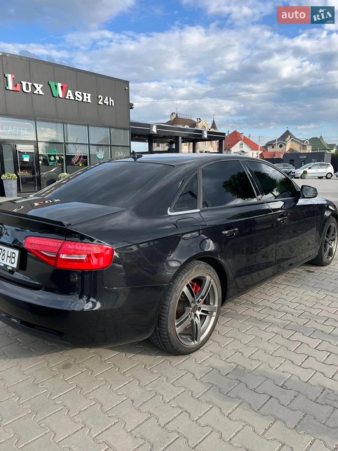 2012 Audi A4 - мініатюра 9