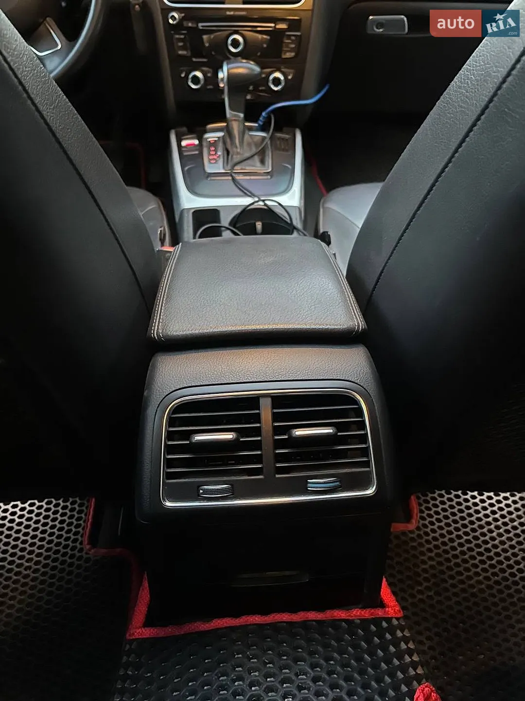 2012 Audi A4 - мініатюра 16