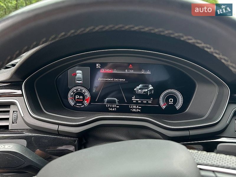 Седан Audi A4 2021 в Львове
