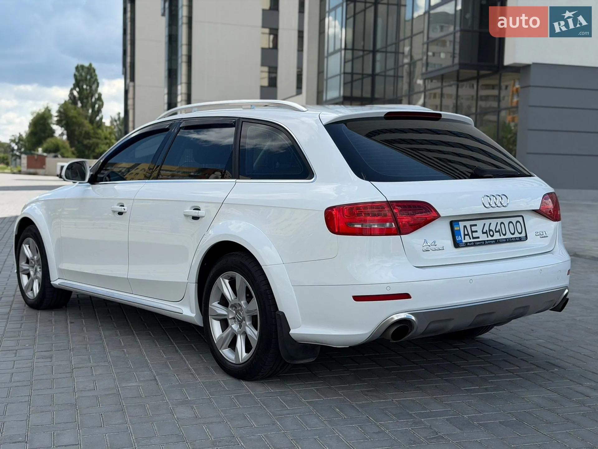 Audi A4 2010 VIN WAUZZZ8K4AA111554 фото оголошення 5 з 37