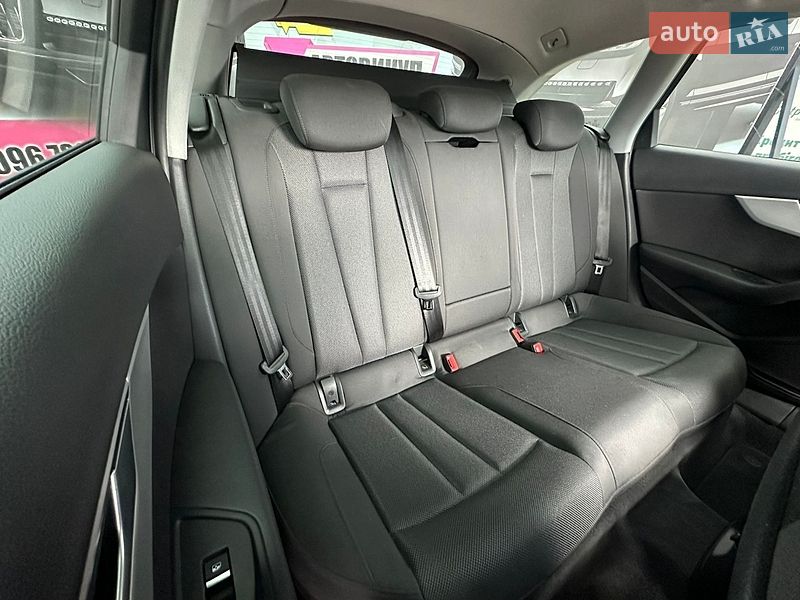 Универсал Audi A4 2018 в Ивано-Франковске