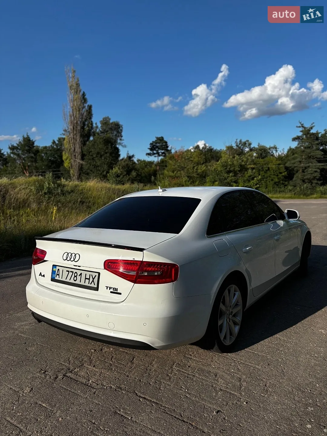 2013 Audi A4 - мініатюра 8