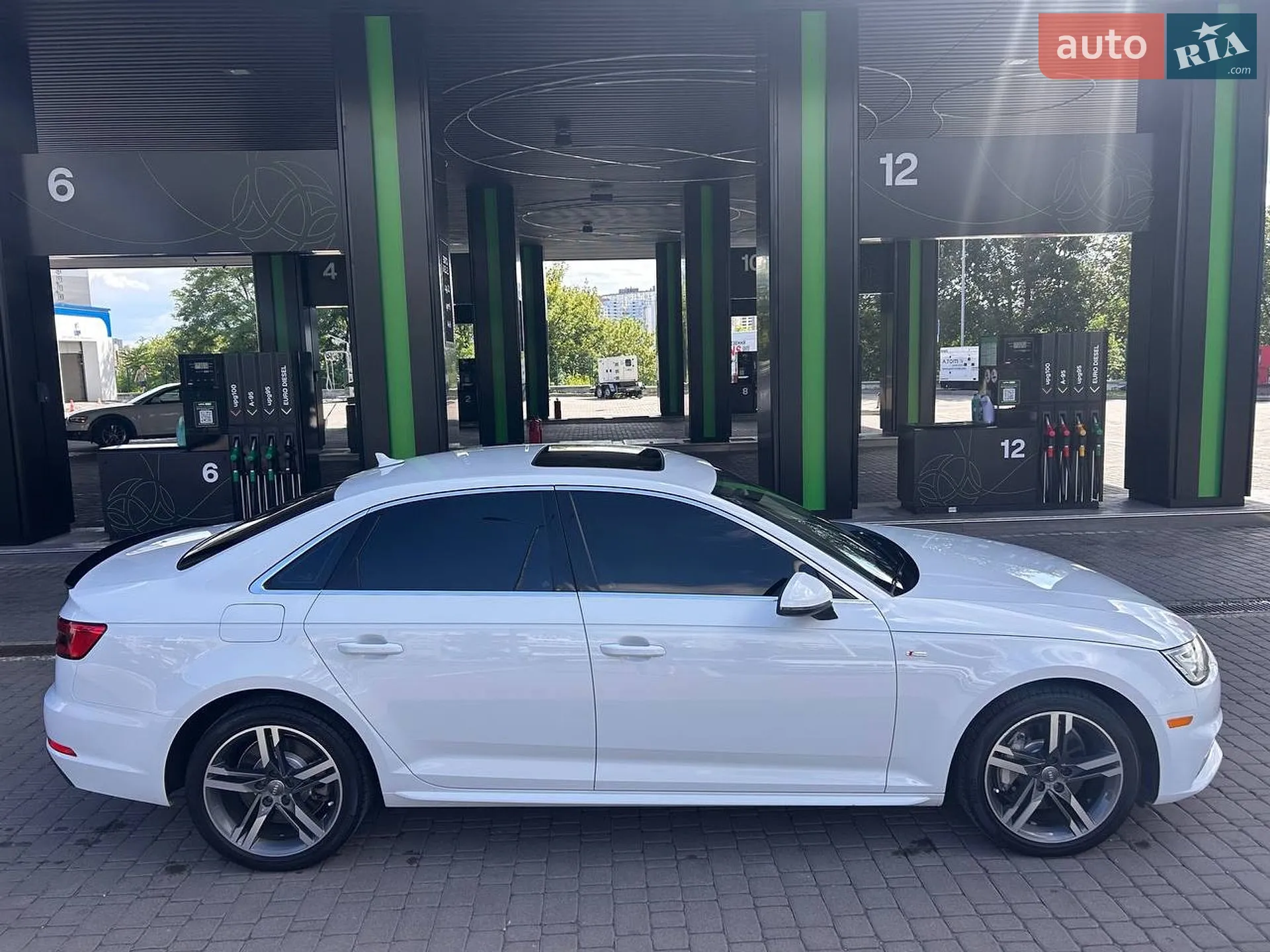 2016 Audi A4 - мініатюра 20