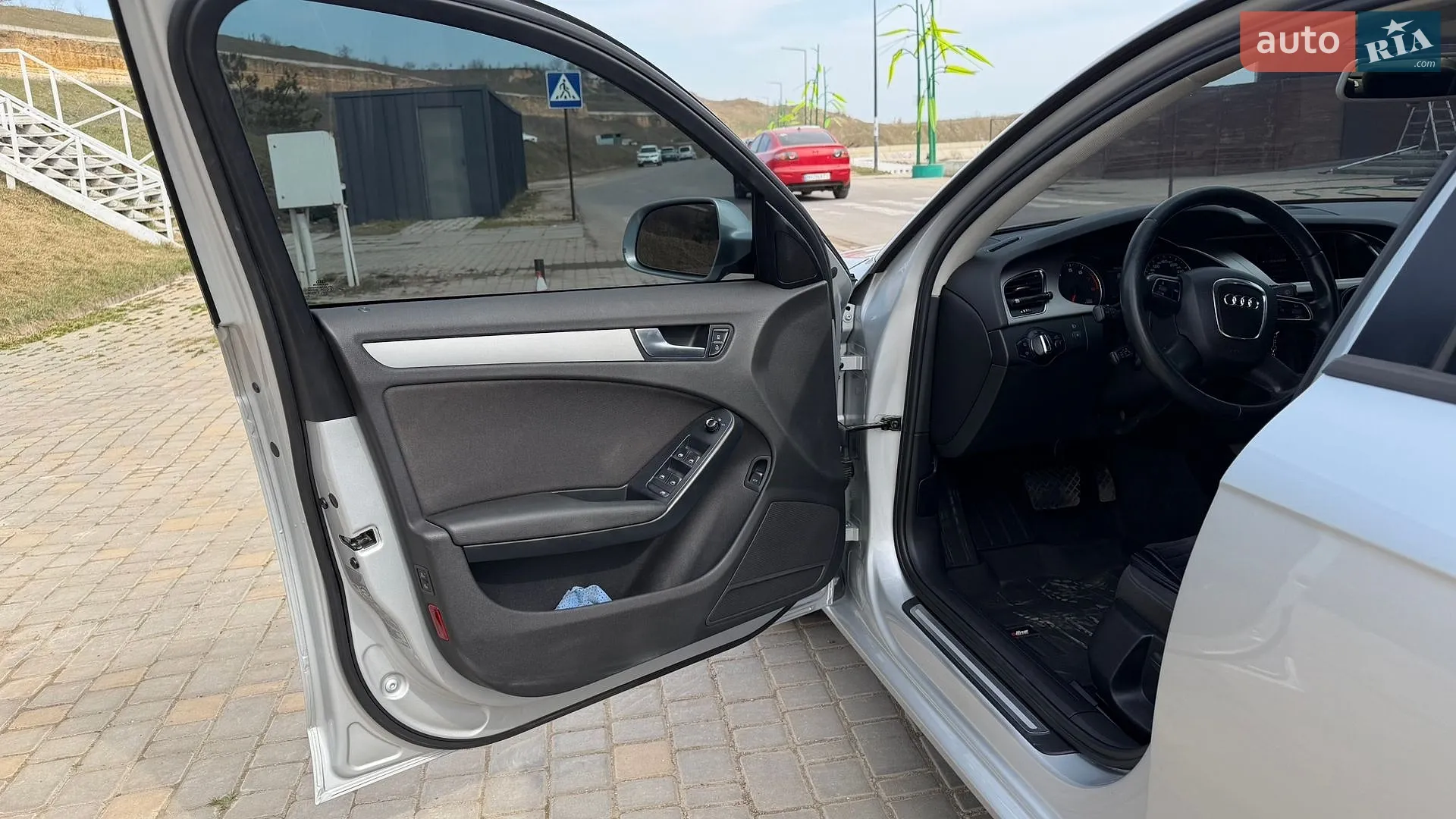 2010 Audi A4 - мініатюра 15