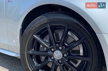 Седан Audi A4 2013 в Луцке
