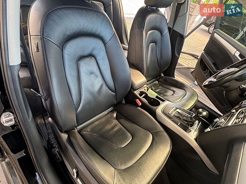 Седан Audi A4 2015 в Киеве