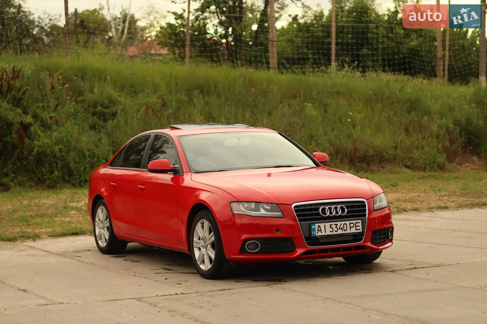2010 Audi A4 - фото 1