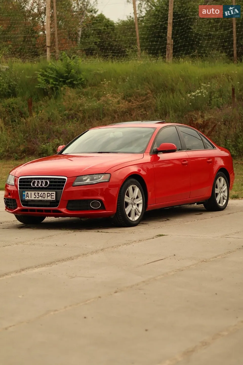 2010 Audi A4 - мініатюра 2