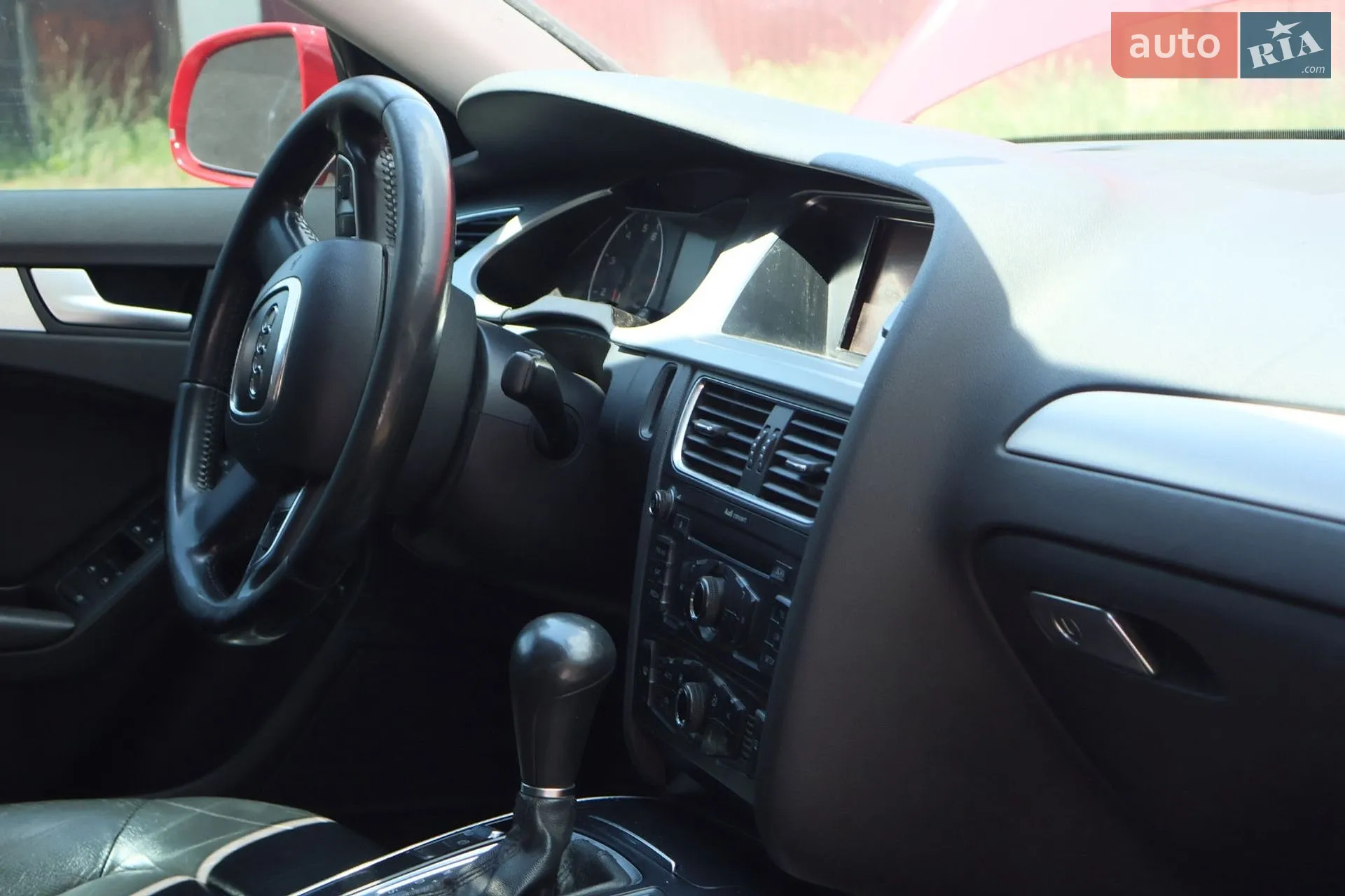 2010 Audi A4 - мініатюра 21