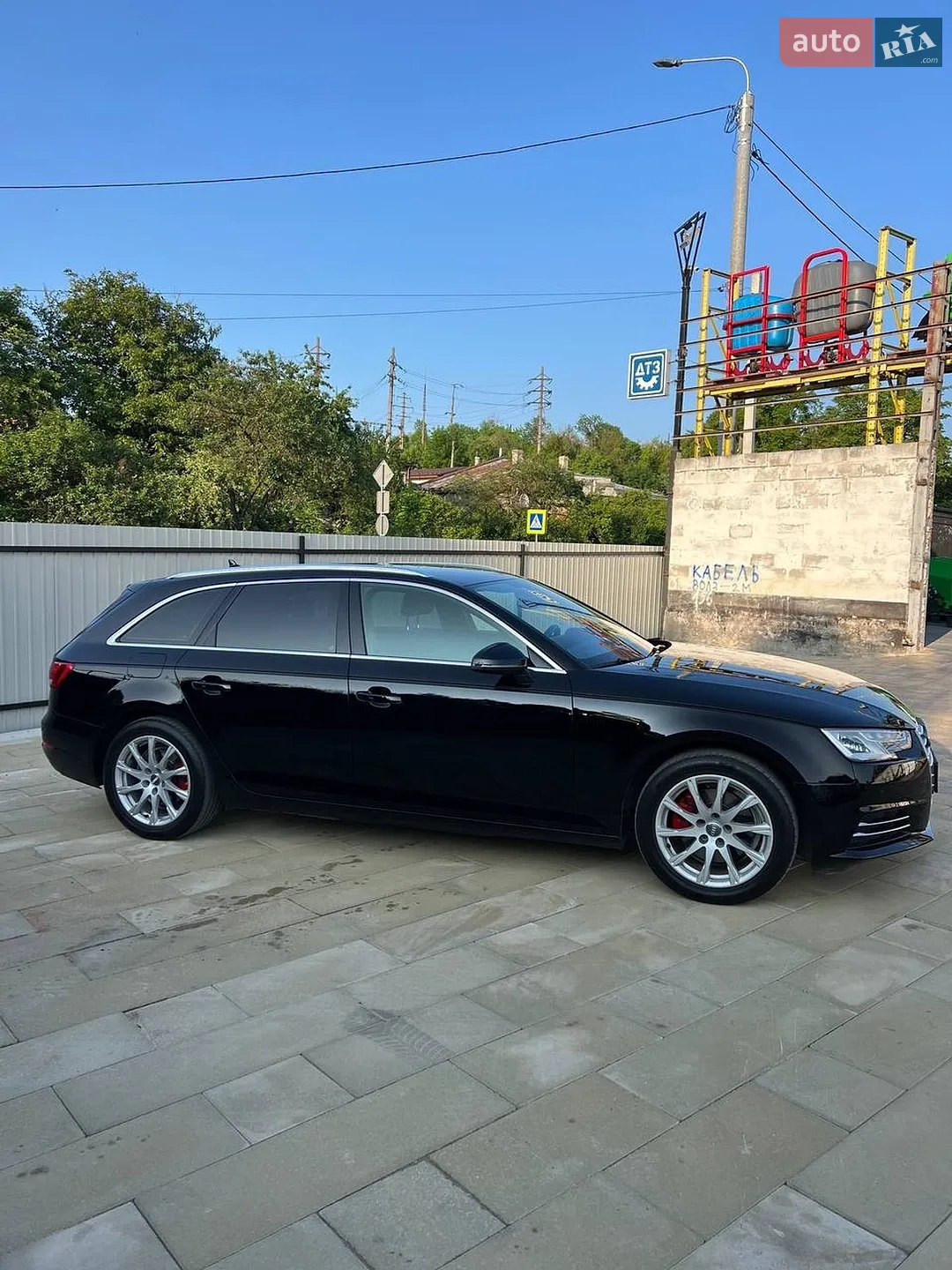 2017 Audi A4 - мініатюра 4