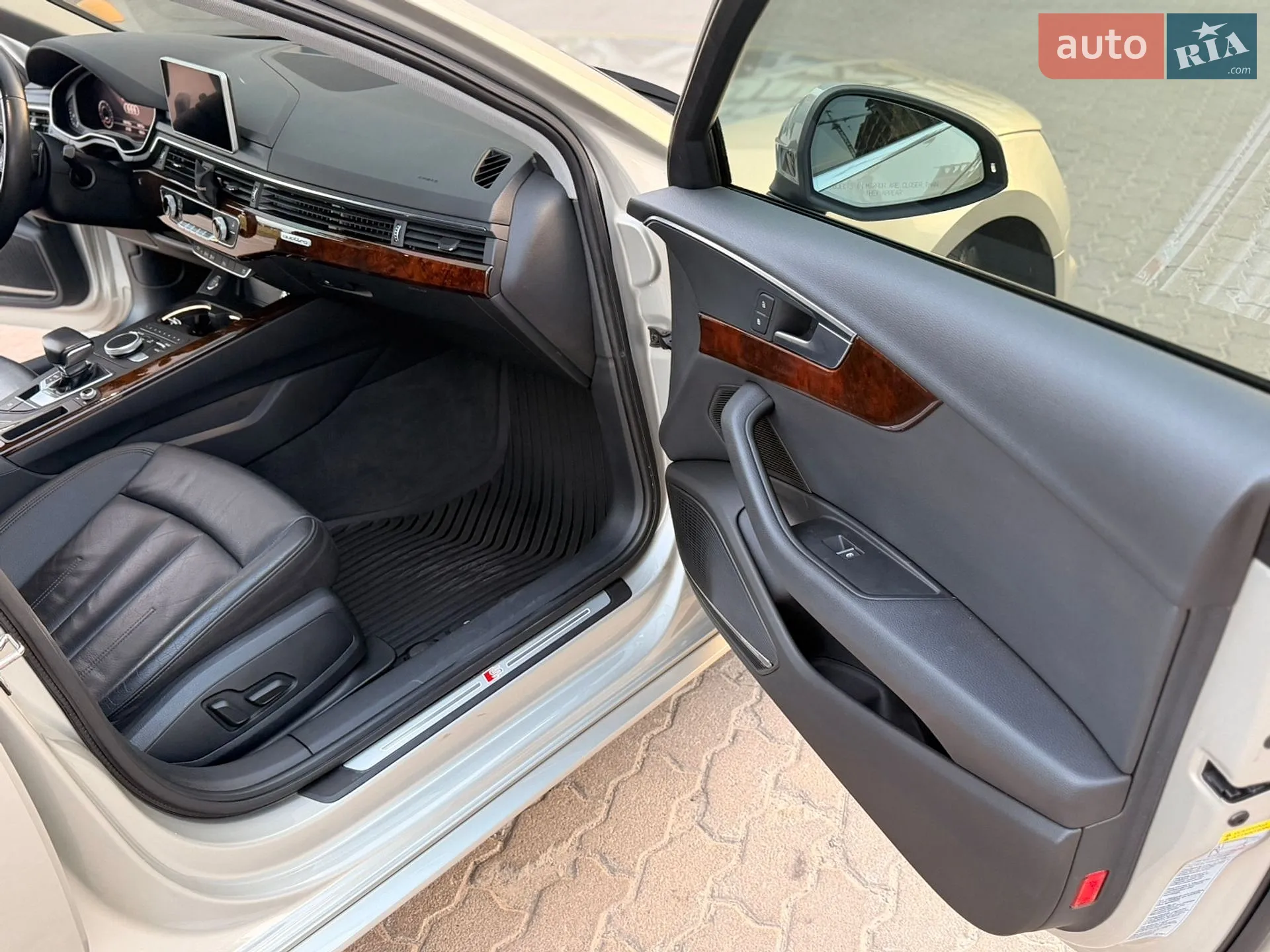 2017 Audi A4 - мініатюра 18