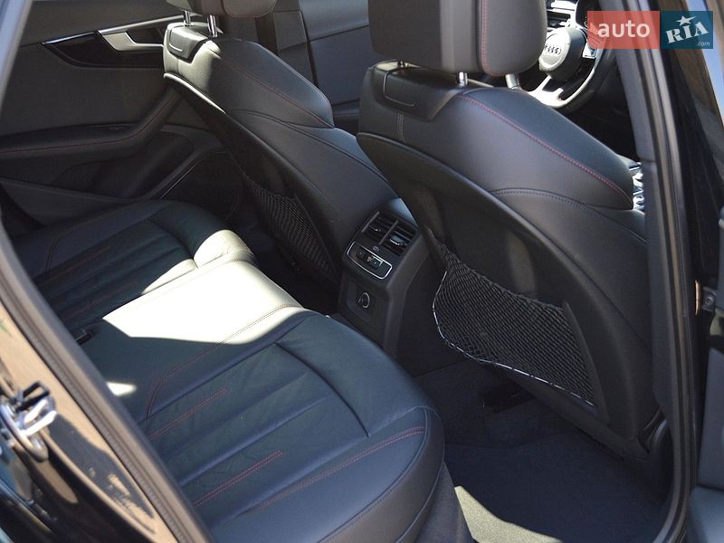 Седан Audi A4 2017 в Одессе