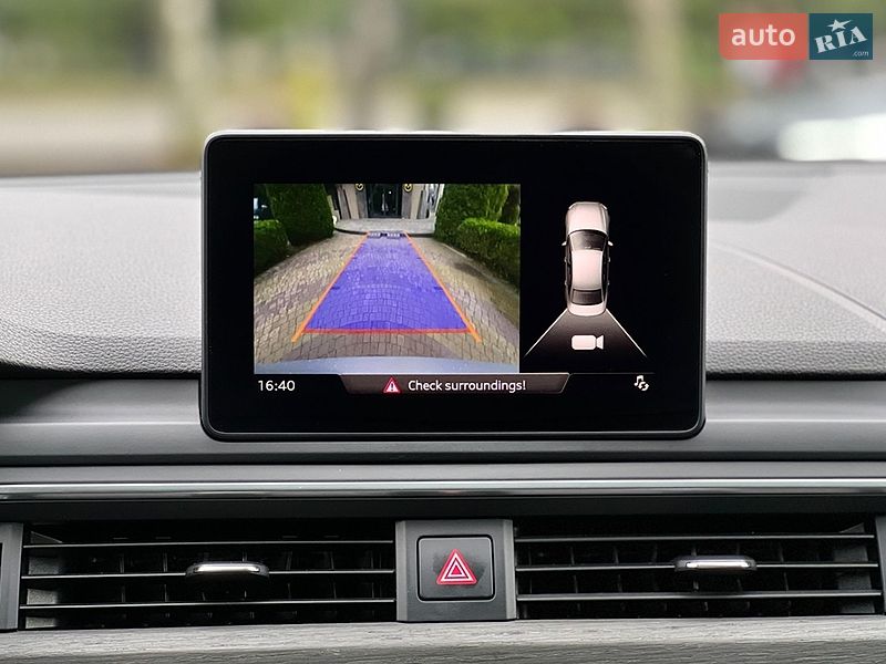 Седан Audi A4 2019 в Львові