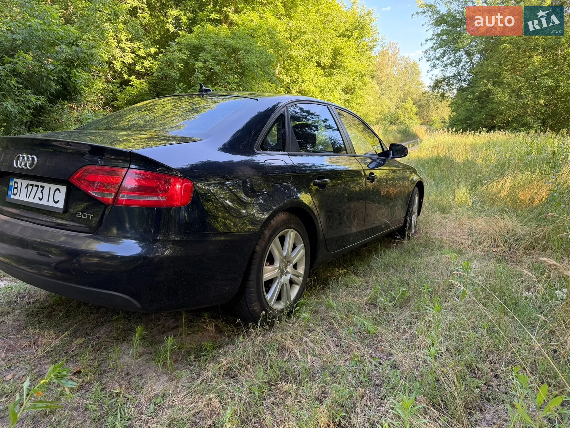 2011 Audi A4 - мініатюра 3