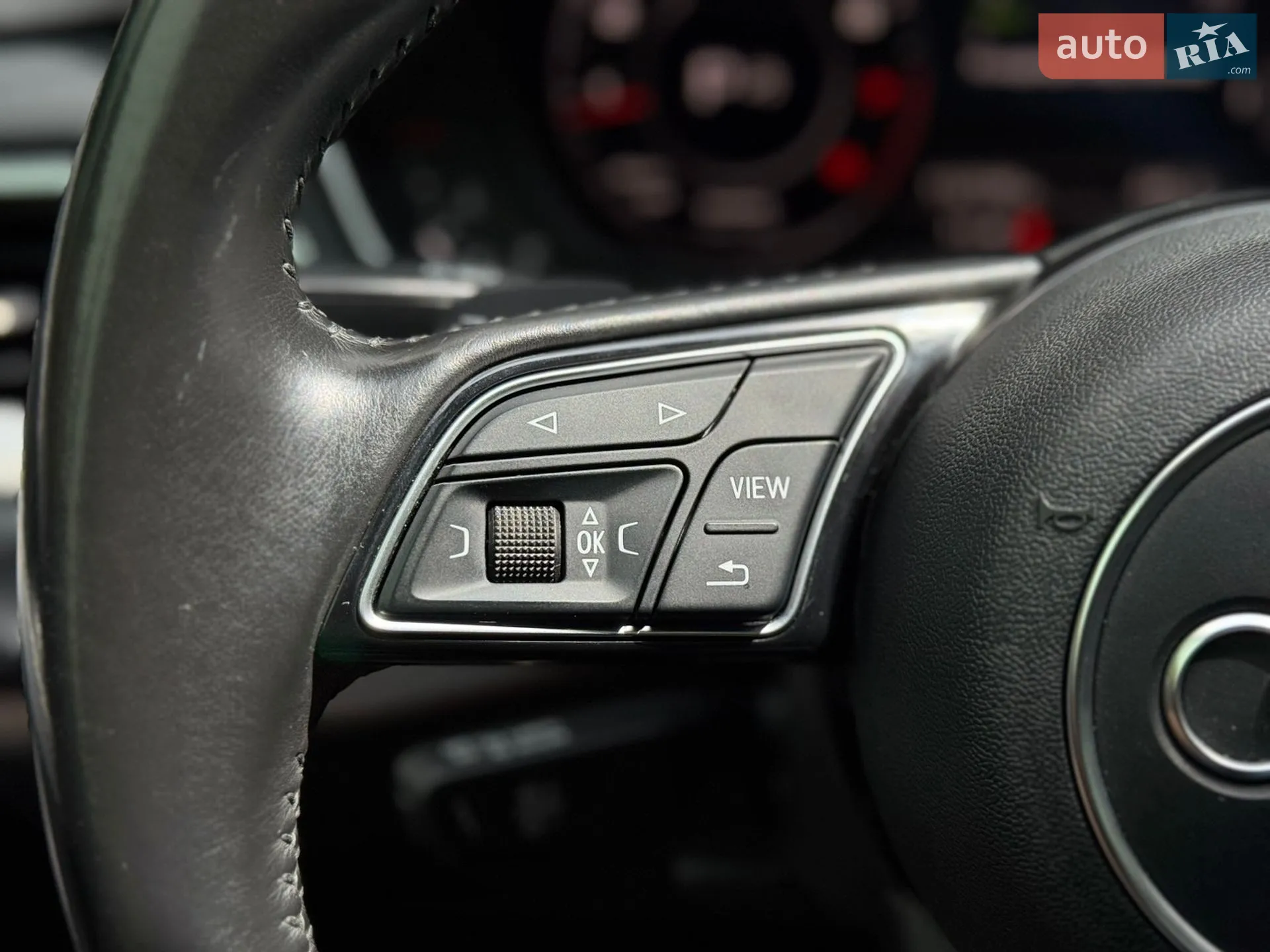 2016 Audi A4 - мініатюра 25