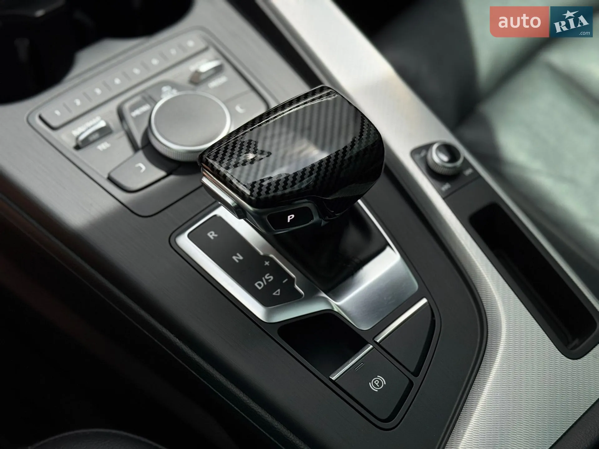 2016 Audi A4 - мініатюра 32