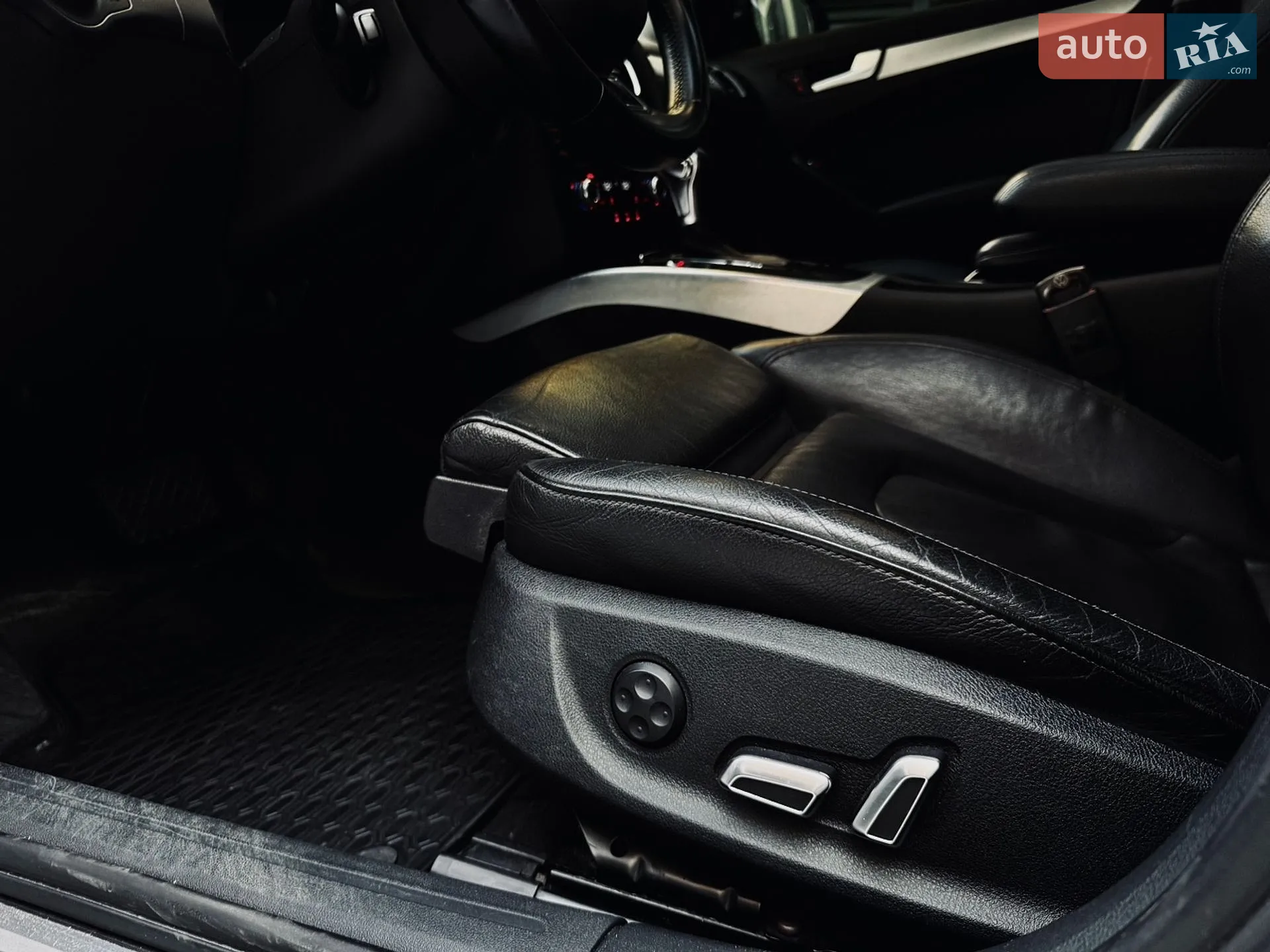 2012 Audi A4 - мініатюра 14