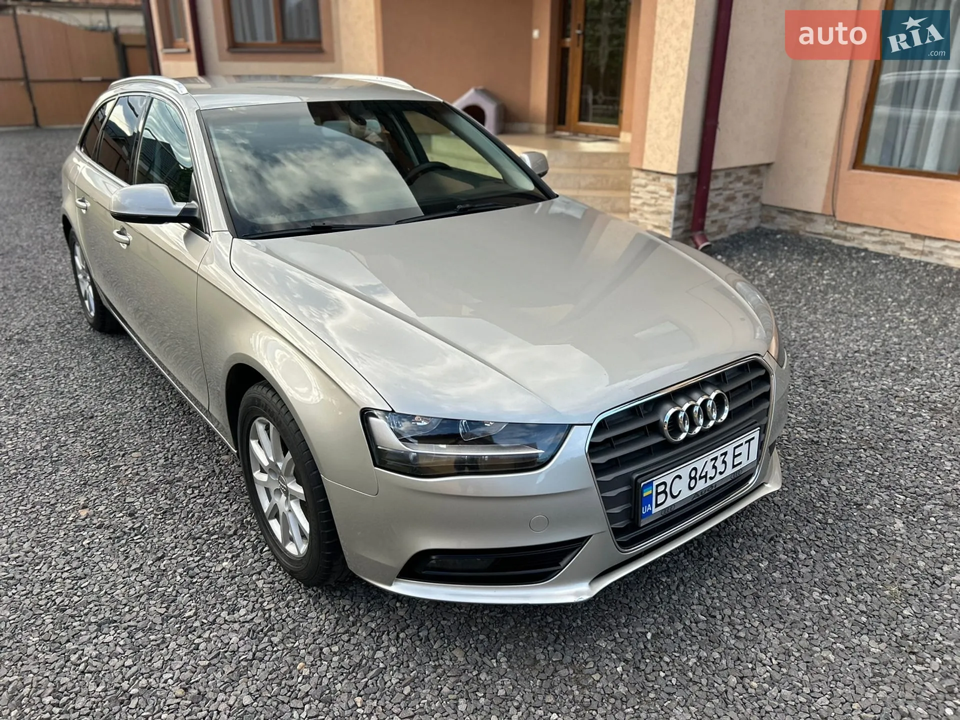 2012 Audi A4 - мініатюра 16
