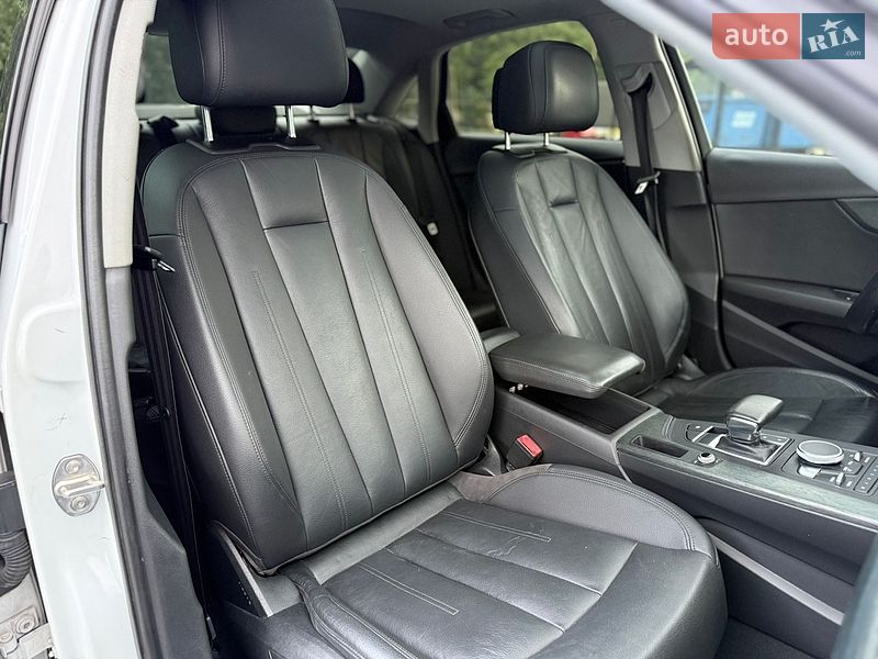 Седан Audi A4 2017 в Ужгороде