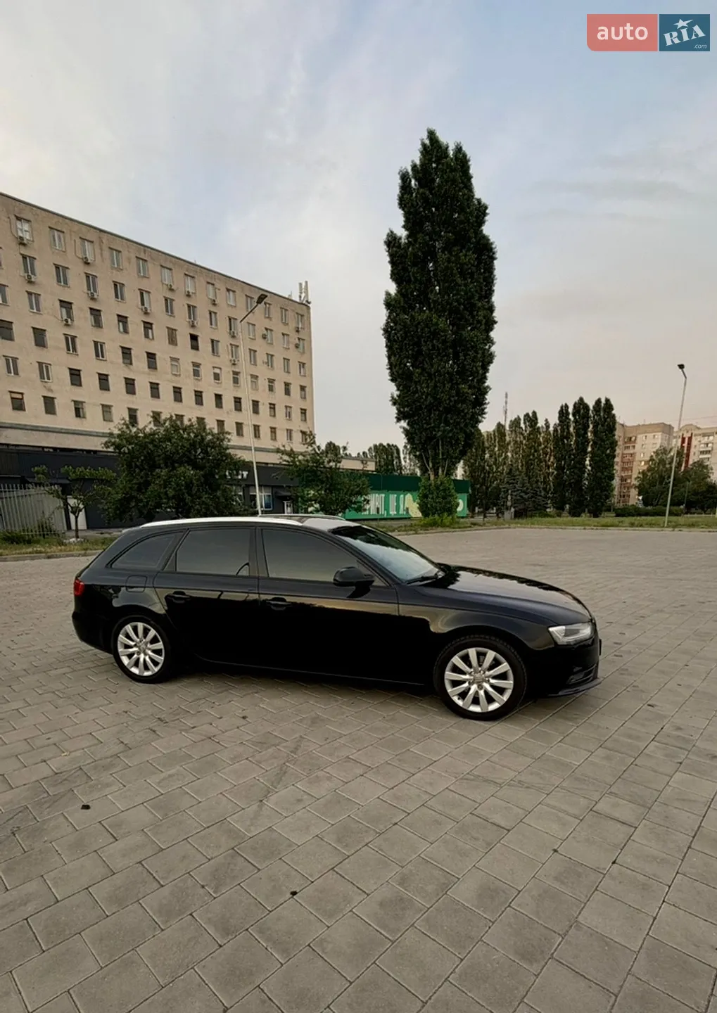 2012 Audi A4 - мініатюра 2