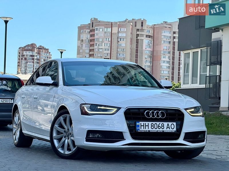 Седан Audi A4 2014 в Одессе