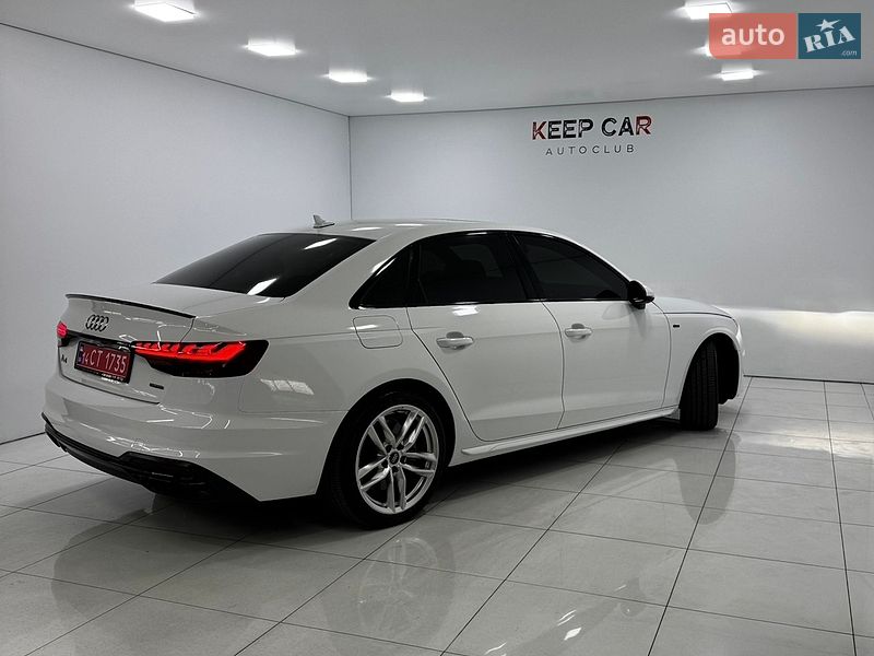 Седан Audi A4 2020 в Одесі