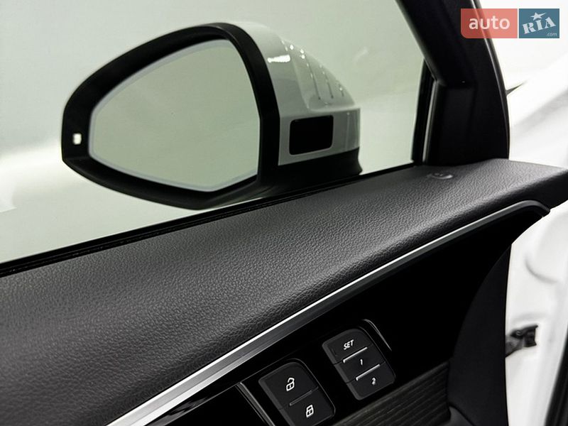Седан Audi A4 2020 в Одесі
