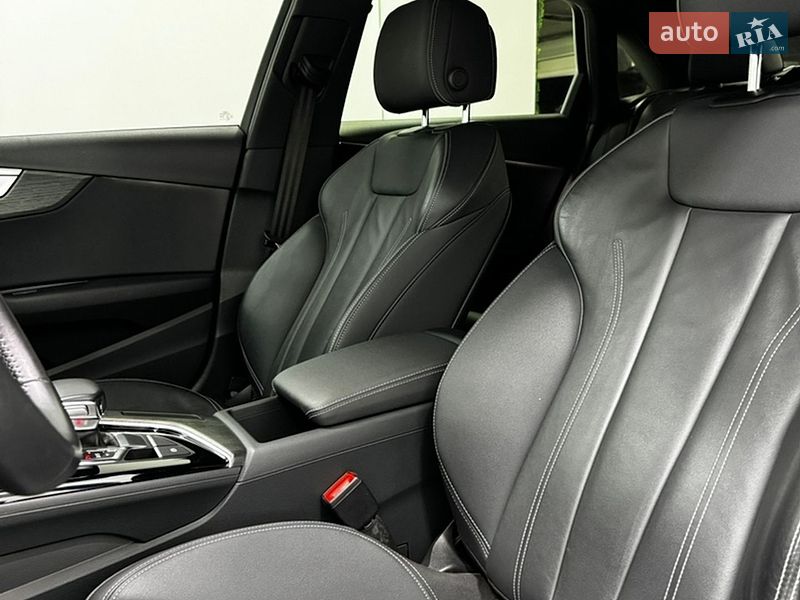 Седан Audi A4 2020 в Одесі