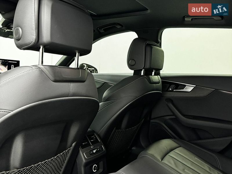Седан Audi A4 2020 в Одесі
