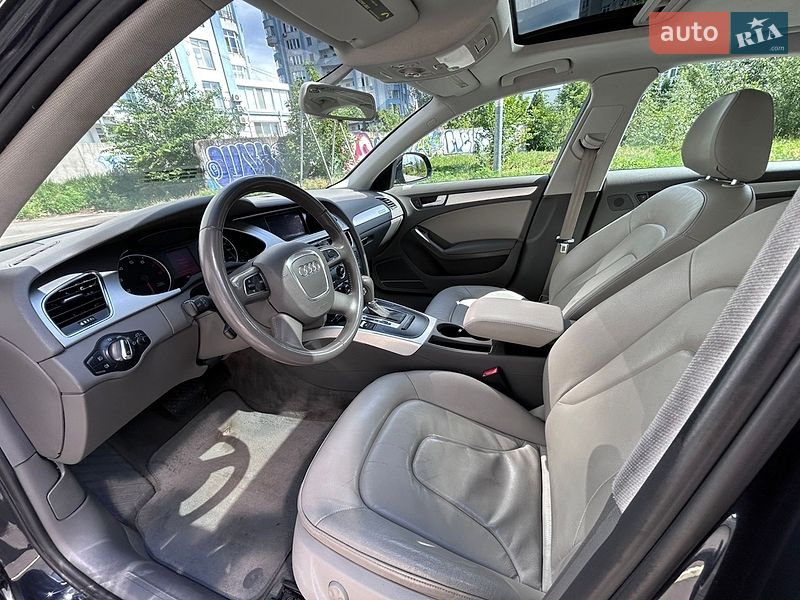 Седан Audi A4 2011 в Києві