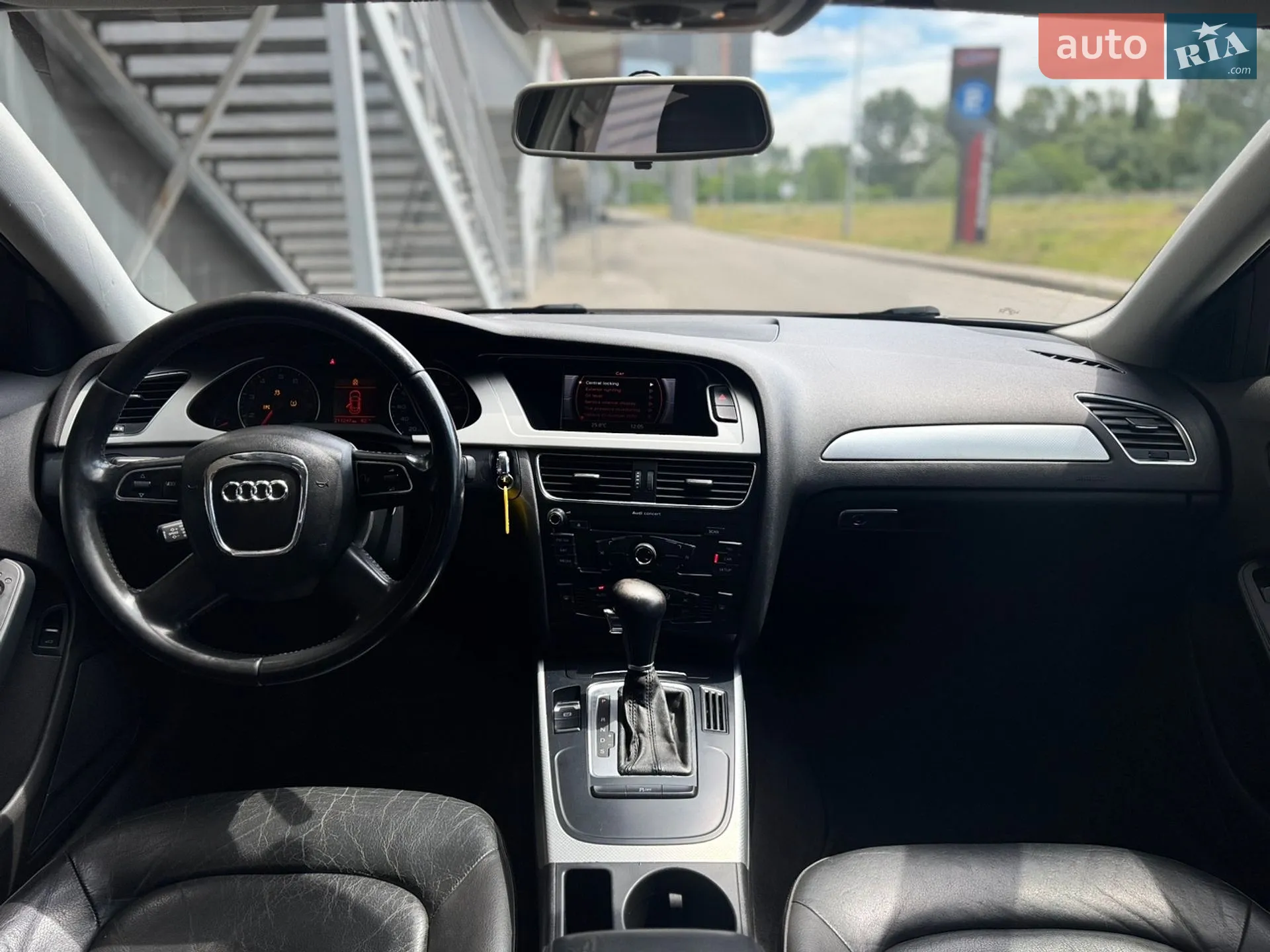 2010 Audi A4 - мініатюра 15