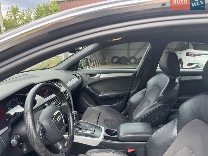 Универсал Audi A4 2011 в Обухове