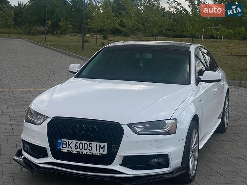 Audi A4 2014