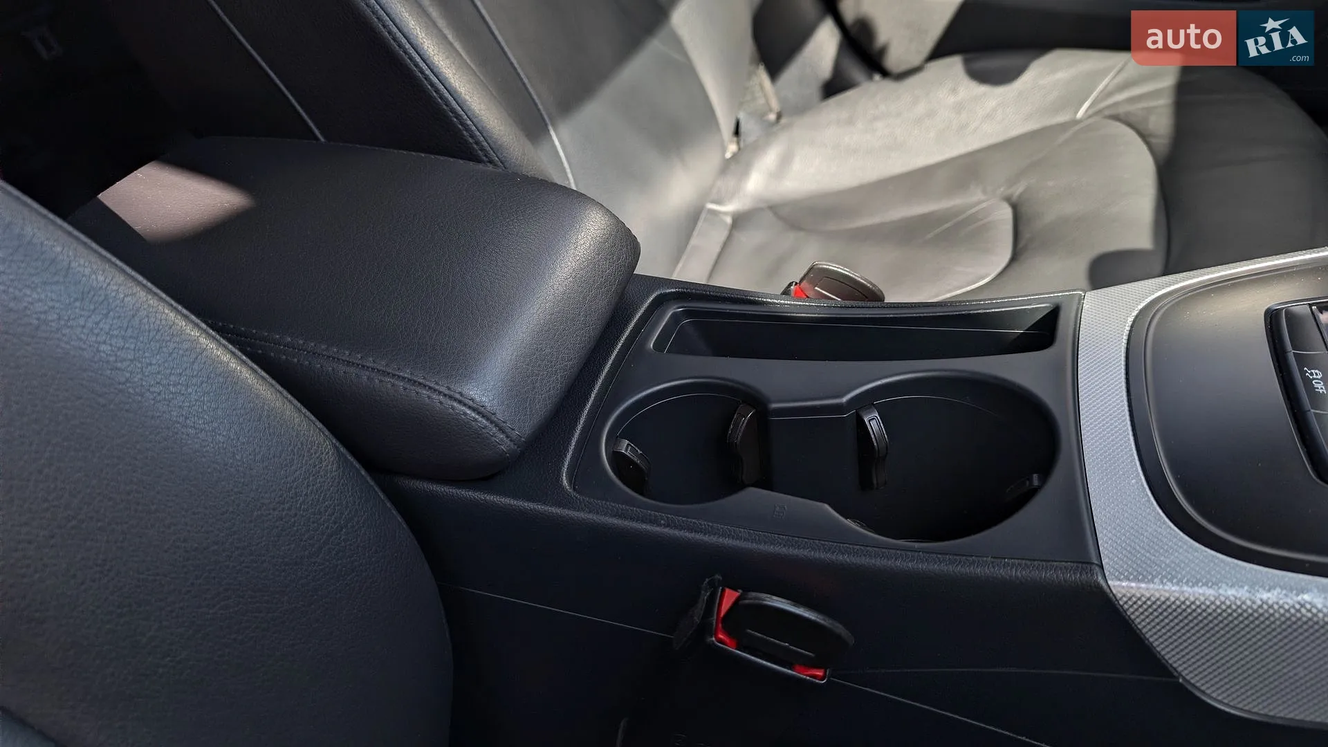2013 Audi A4 - мініатюра 43