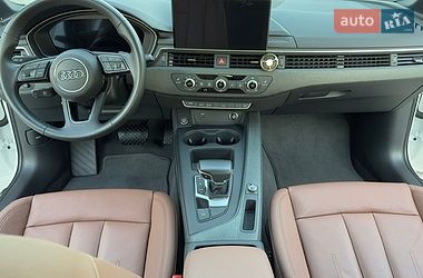 Седан Audi A4 2022 в Одесі