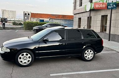 Універсал Audi A4 2001 в Одесі