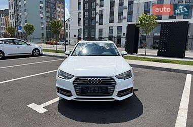 Седан Audi A4 2018 в Рівному