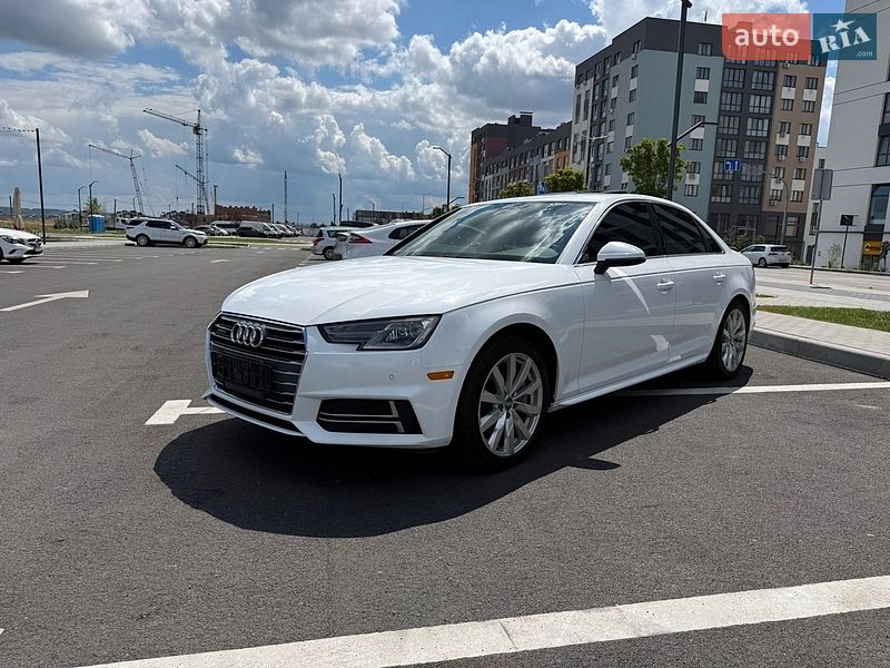 Седан Audi A4 2018 в Рівному