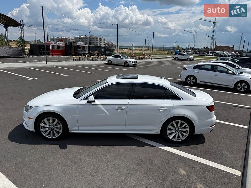Седан Audi A4 2018 в Рівному