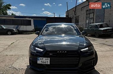 Седан Audi A4 2017 в Запоріжжі