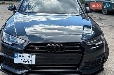 Седан Audi A4 2017 в Запоріжжі