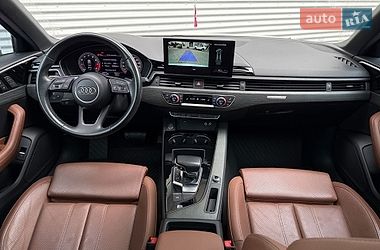 Седан Audi A4 2020 в Ровно