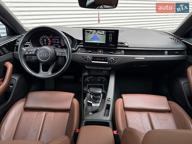 Седан Audi A4 2020 в Ровно