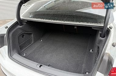 Седан Audi A4 2020 в Ровно