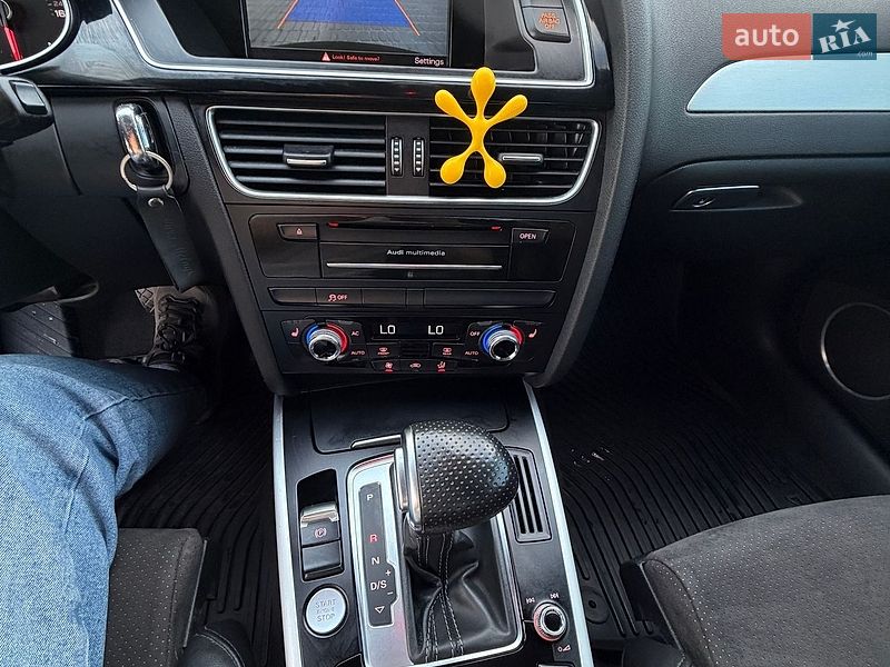 Седан Audi A4 2012 в Рівному