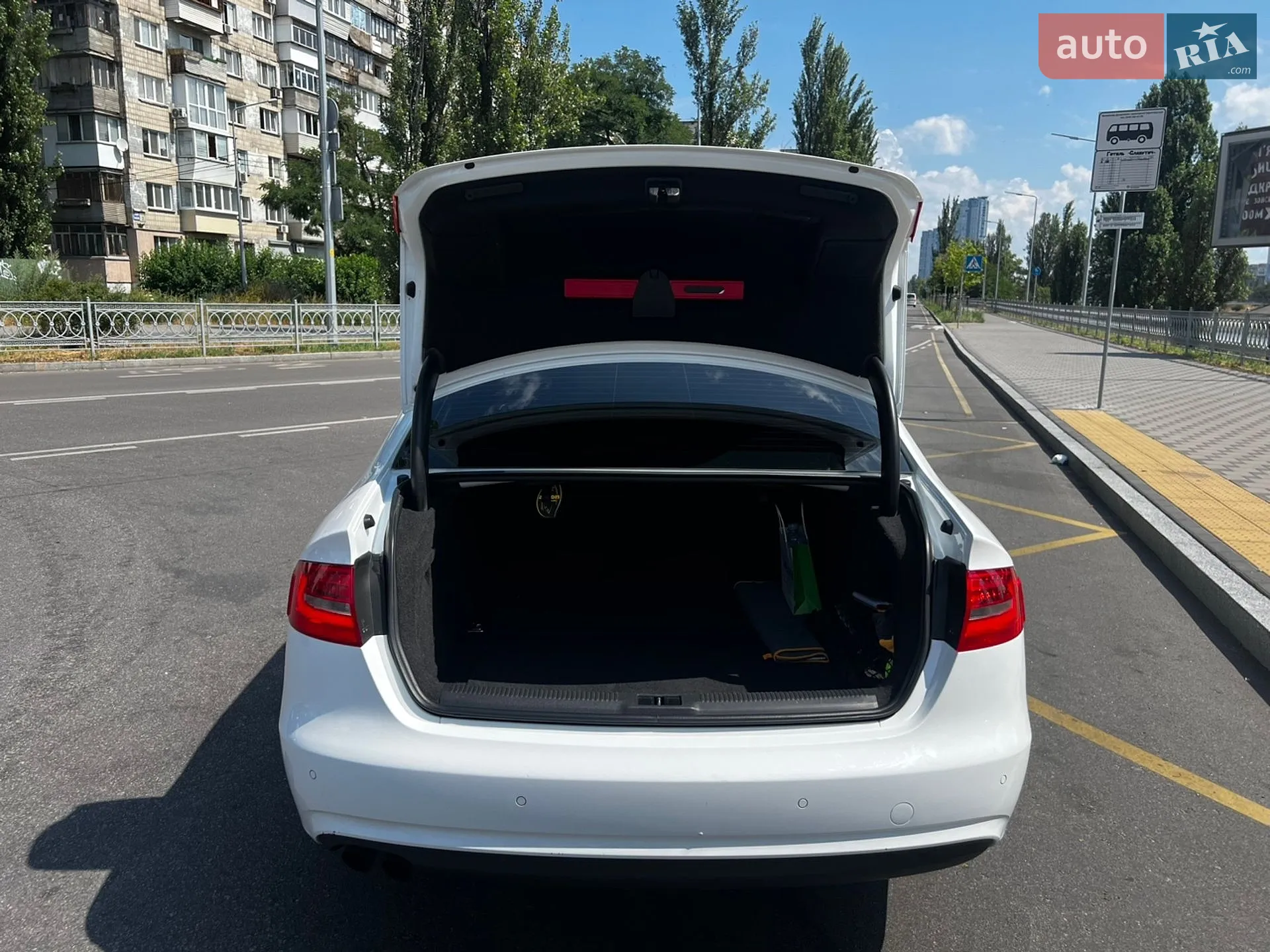 2012 Audi A4 - мініатюра 8