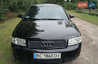 Седан Audi A4 2003 в Жовкве