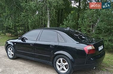 Седан Audi A4 2003 в Жовкве
